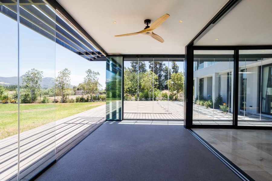 To Let 5 Bedroom Property for Rent in Val De Vie Estate Western Cape